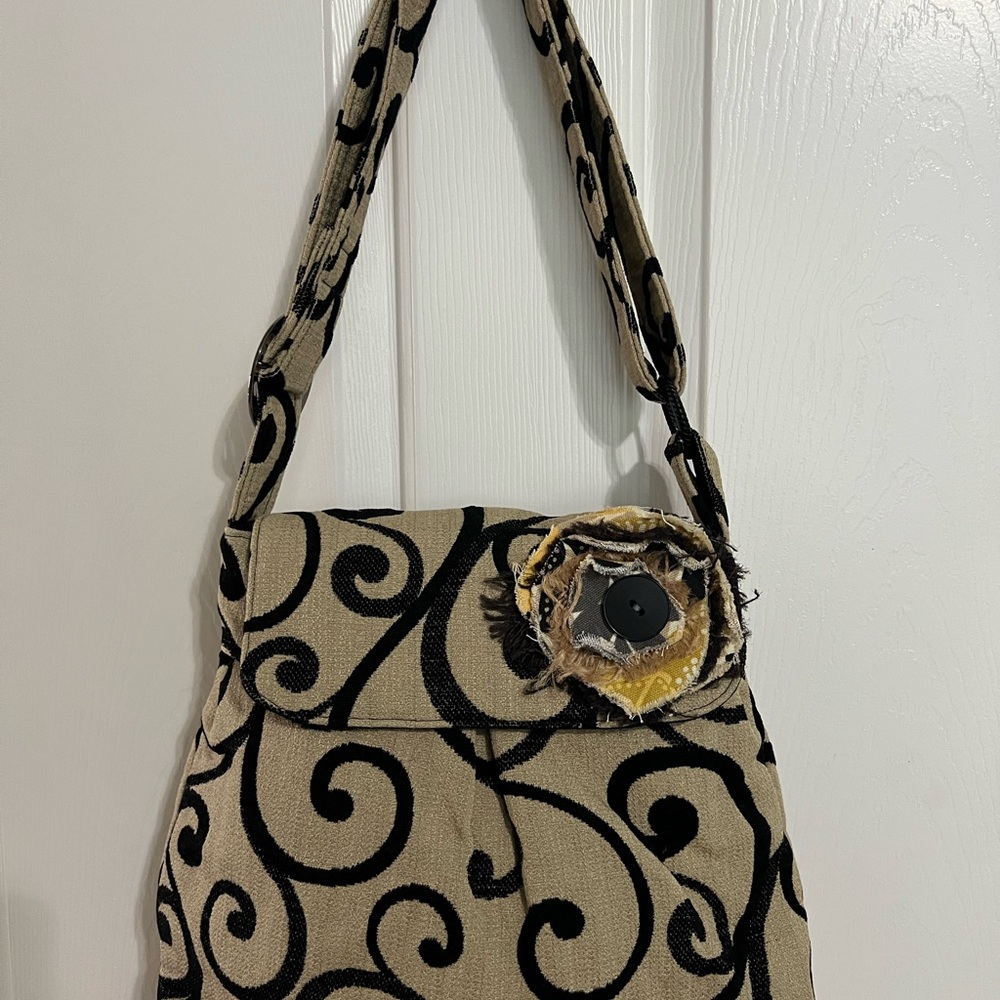 NWOT Black and Cream Shoulder Bag with Swirling Design. PRICE JUST REDUCED!!!!